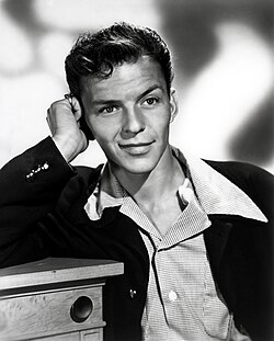 🎙️✨ Frank Sinatra: “La Voz” que se convirtió en leyenda