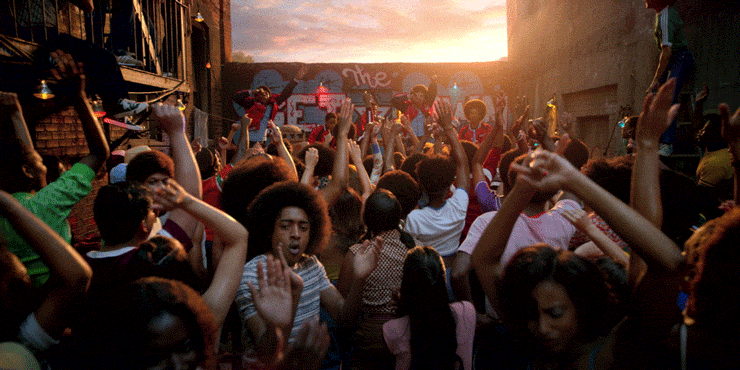 Personas disfrutando una fiesta: Gifs personas