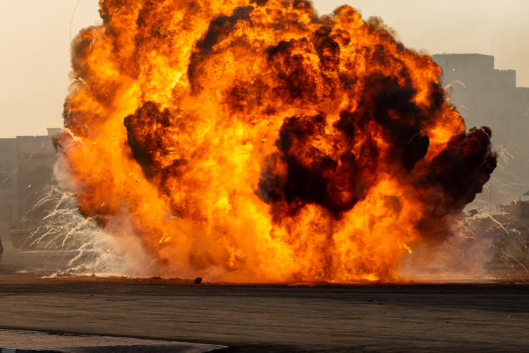 Detonación de Explosivo: Efecto de Sonido Potente y Realista