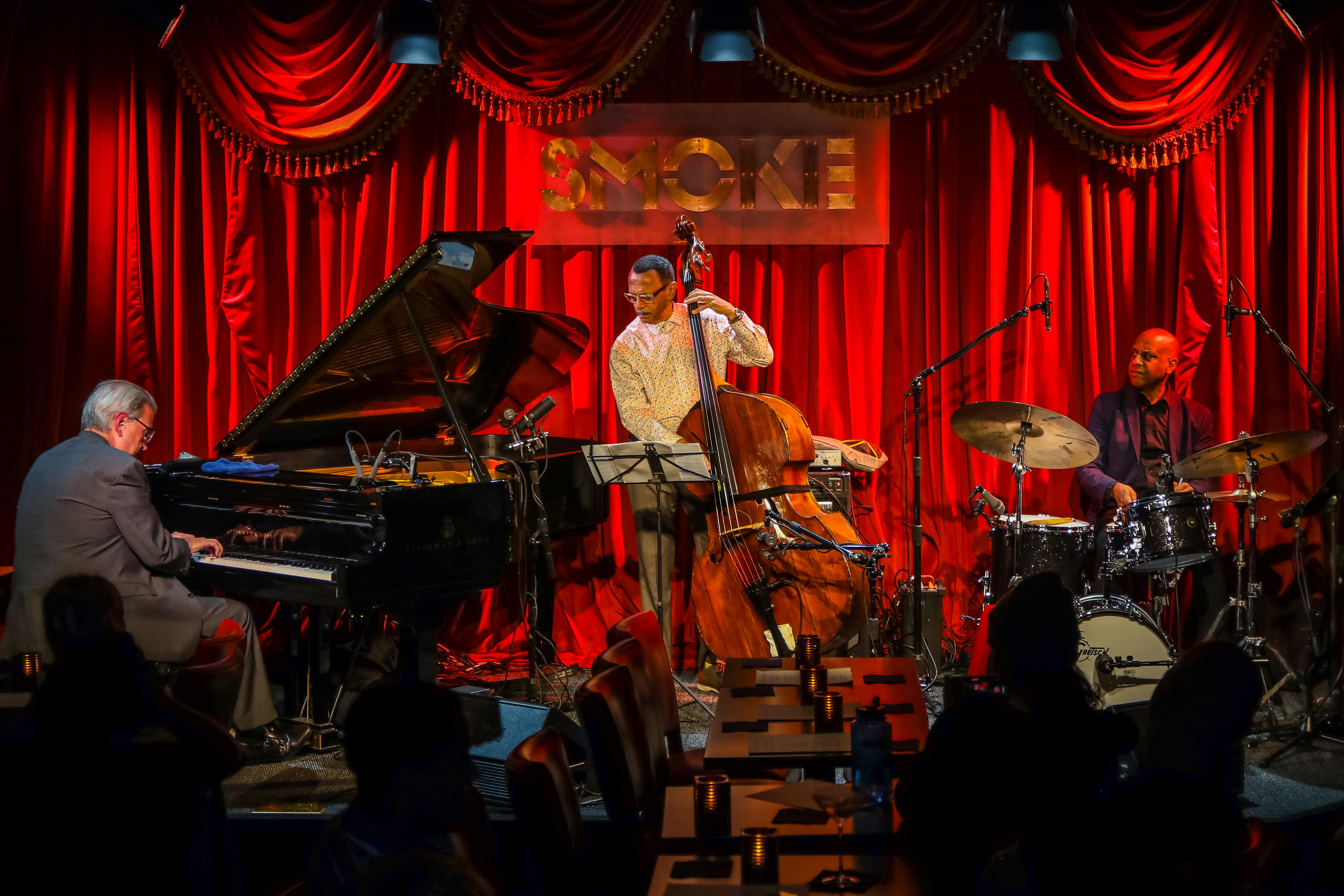 Bares de jazz estándar: Música instrumental romántica